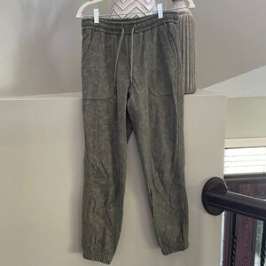 Women’s Athleta Farallon Jogger